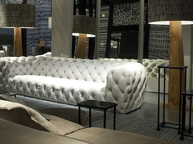 Divano in pelle Chester