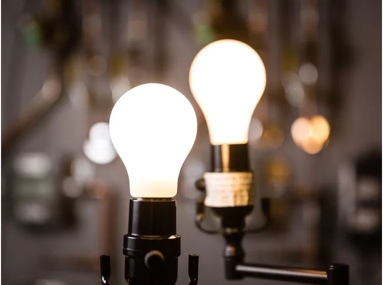 Caratteristiche lampada a incandescenza