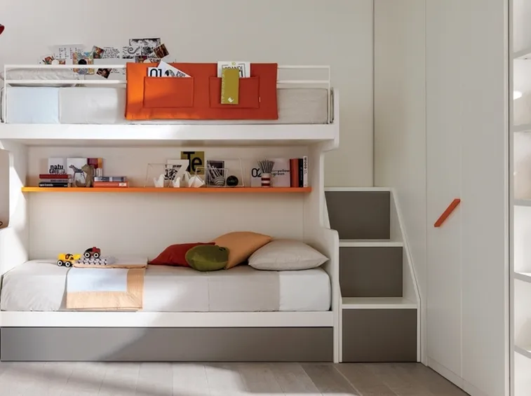 Letto a castello colorato