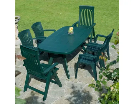 Classico tavolo di resina da giardino verde