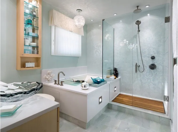 Bagno con doccia