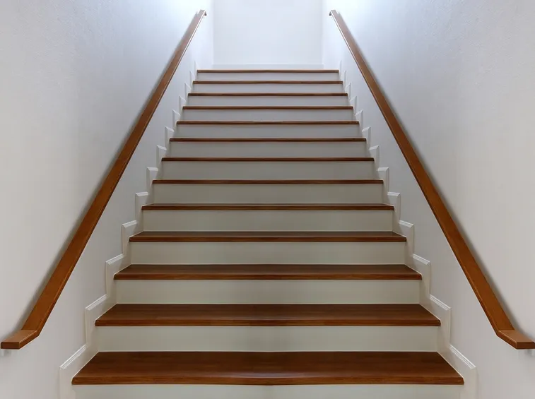 Scala con gradini moderni