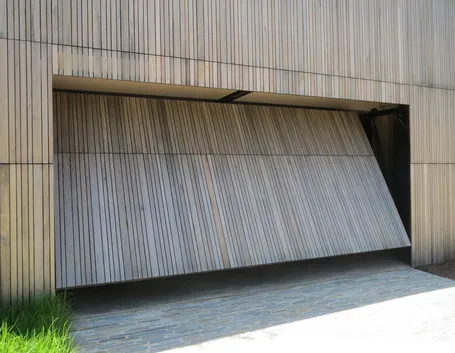 Porta basculante integrata