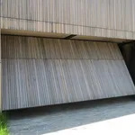 Porta basculante integrata