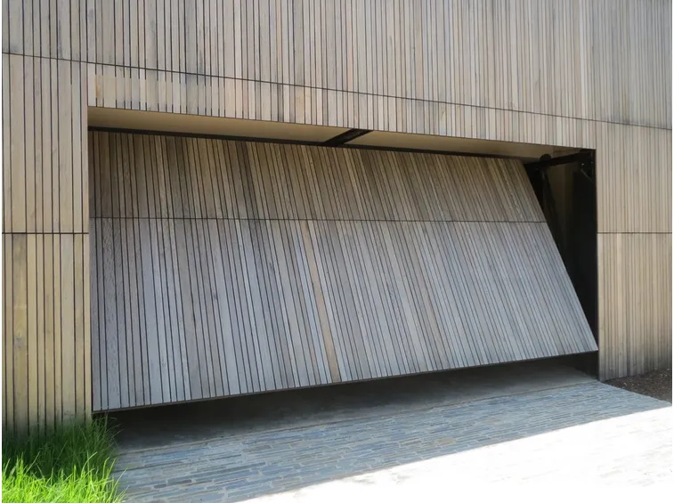 Porta basculante integrata