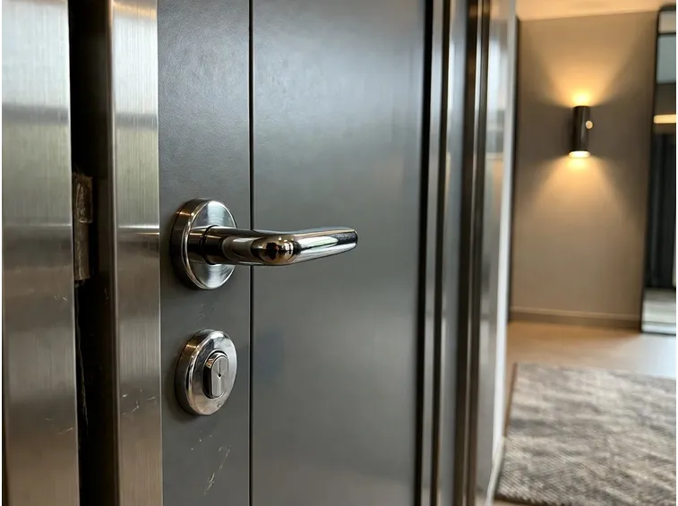 Porta blindata elegante