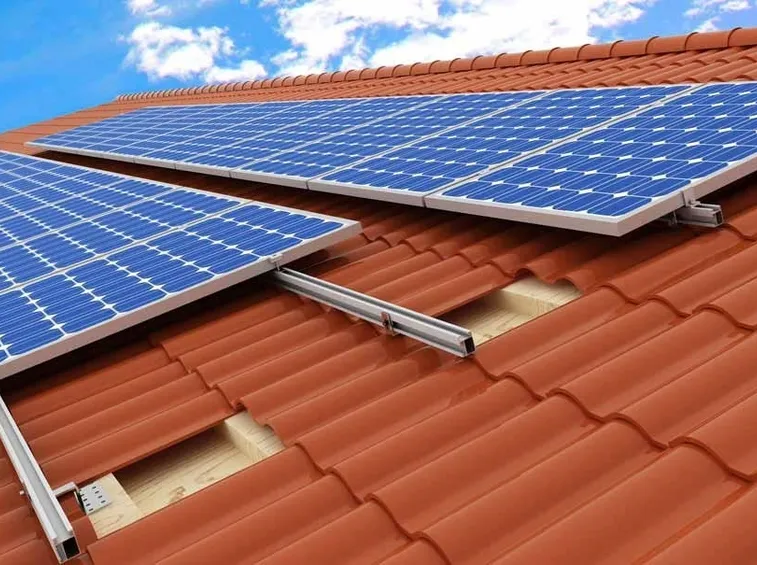 Pannelli fotovoltaici tetto