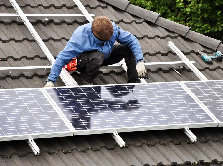 Installazione dei pannelli fotovoltaici