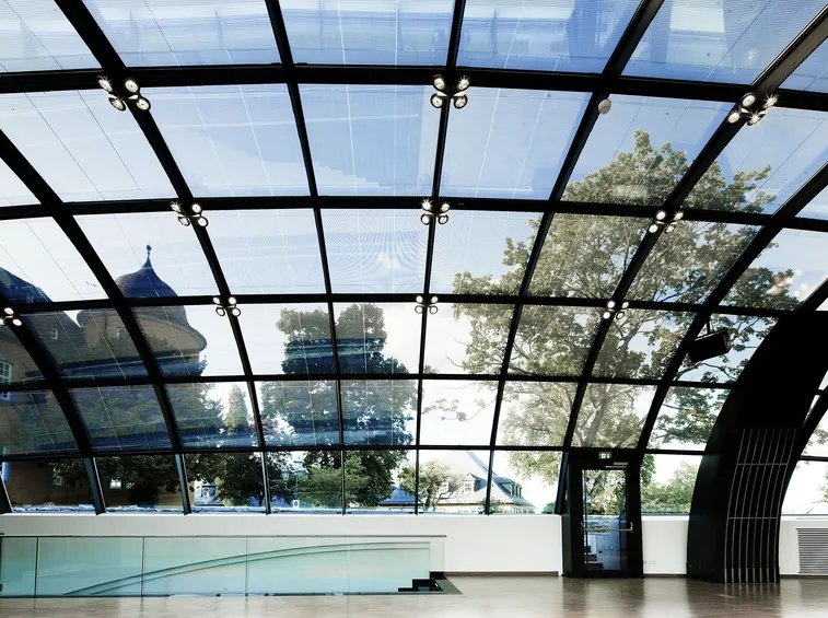 Fotovoltaico integrato trasparente