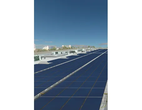 Impianto fotovoltaico a film sottile.