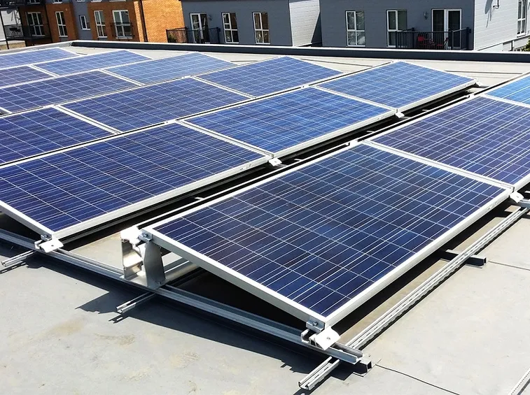 Fotovoltaico tetto piatto