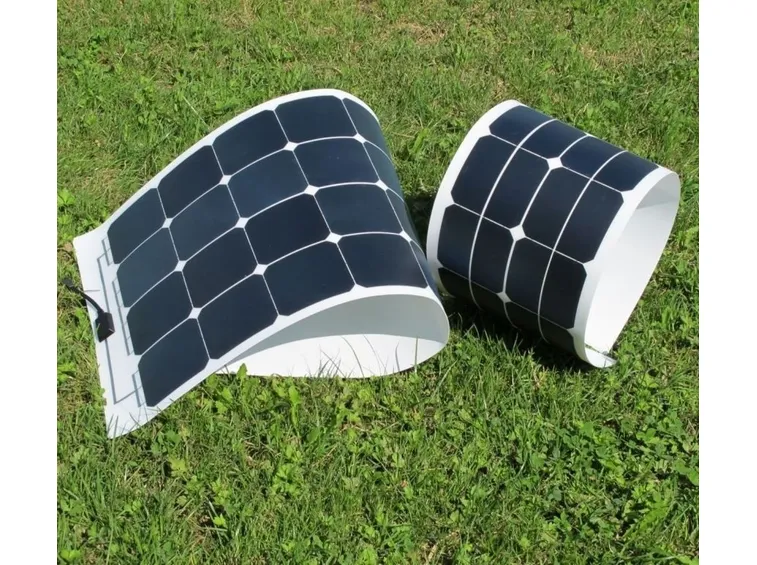 Piccoli pannelli fotovoltaici flessibili
