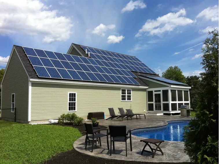 Impianto fotovoltaico su tetto