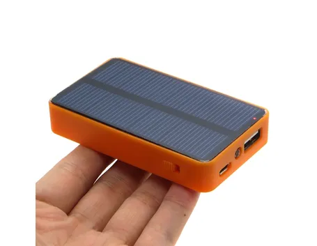 Alimentatore solare smartphone