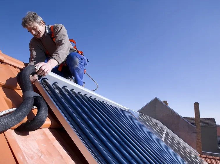 Installazione impianto solare termico