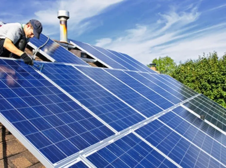 Installazione di pannelli fotovoltaici