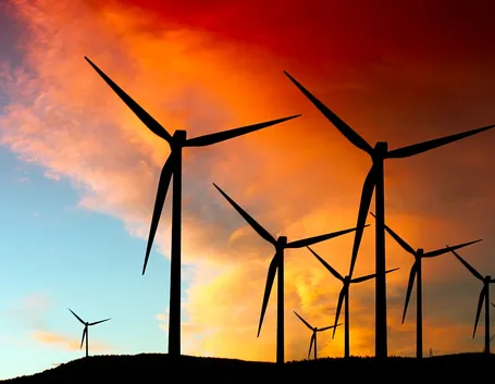 Un moderno impianto per la produzione di energia eolica