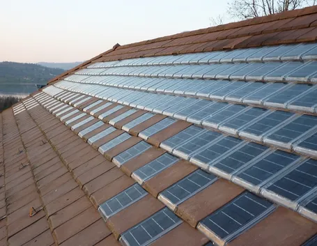 Esempio di tegole fotovoltaiche