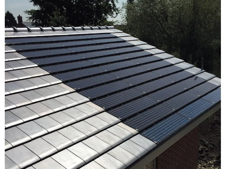 Tegola fotovoltaica