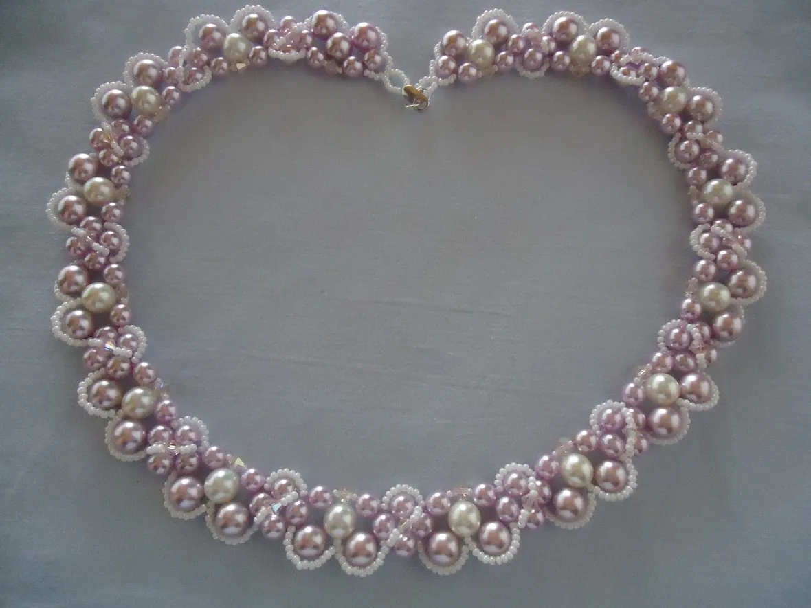 Collana di perle fai da te bicolore