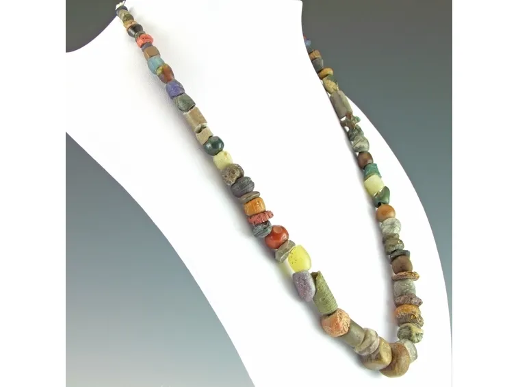 Antica collana