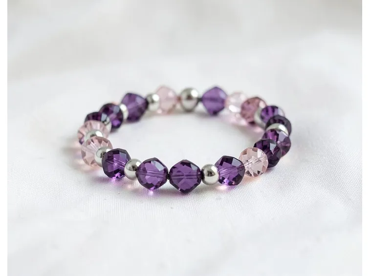 Bracciale realizzato con Swarovski