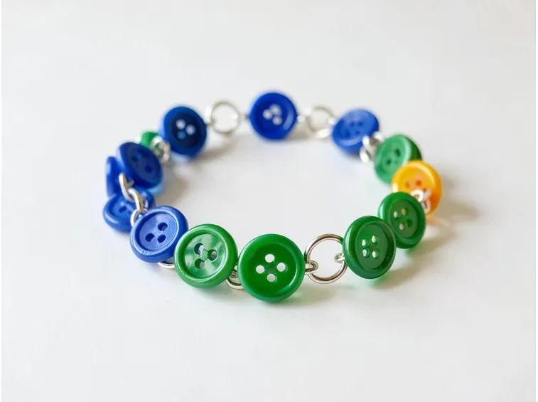 bracciale con bottoni