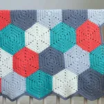 Coperta all'uncinetto ad esagoni