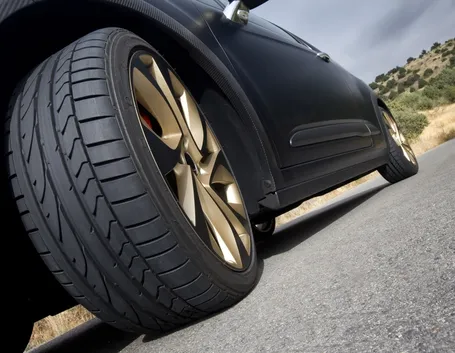 pressione gomme auto