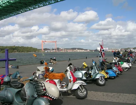 Una serie di scooter
