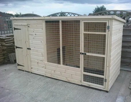 Box per cani in legno