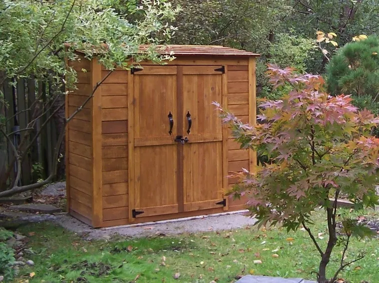 Modello di casetta da giardino in legno
