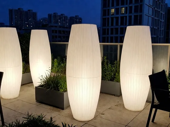 Illuminazione da esterno moderna