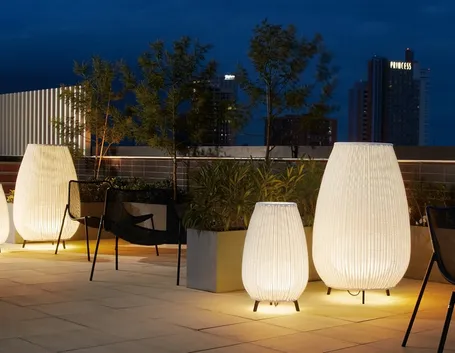 Illuminazione da esterno moderna