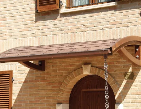 Pensilina in legno