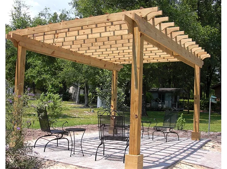 Pergola inserita nel giardino