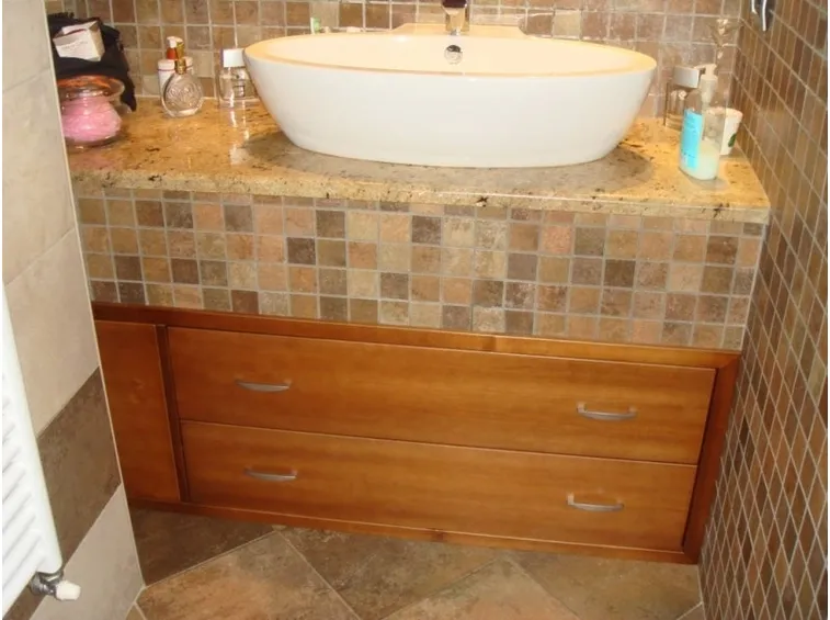Esempio di bagno in muratura