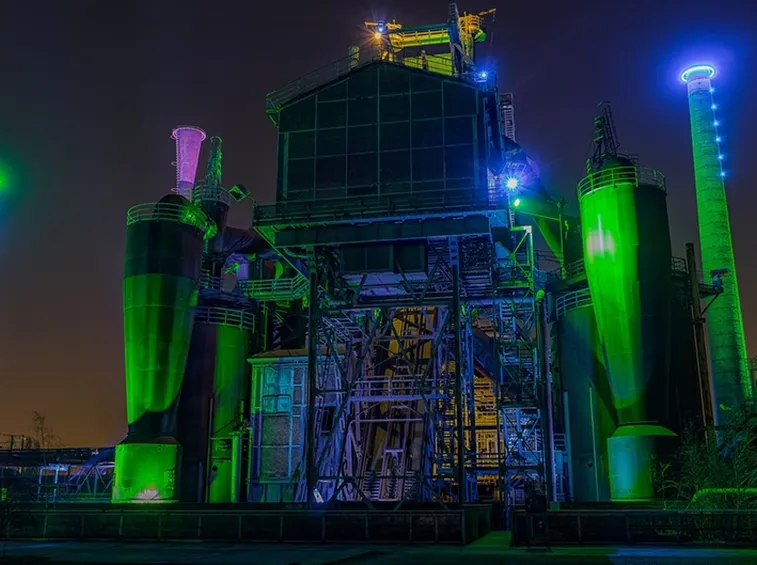 Industria illuminata