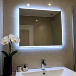 Illuminazione da bagno allo specchio