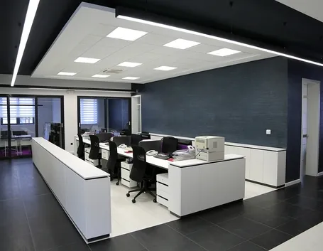 illuminazione ufficio a soffitto
