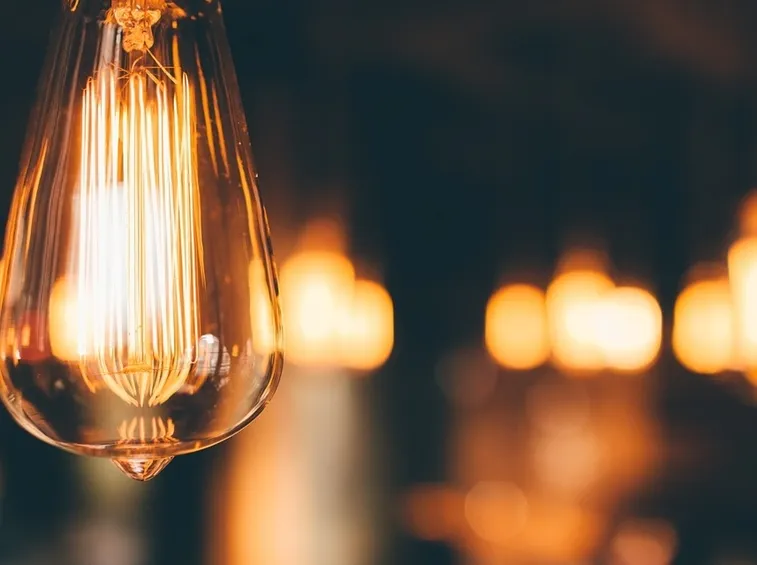 Lampadina con filamento