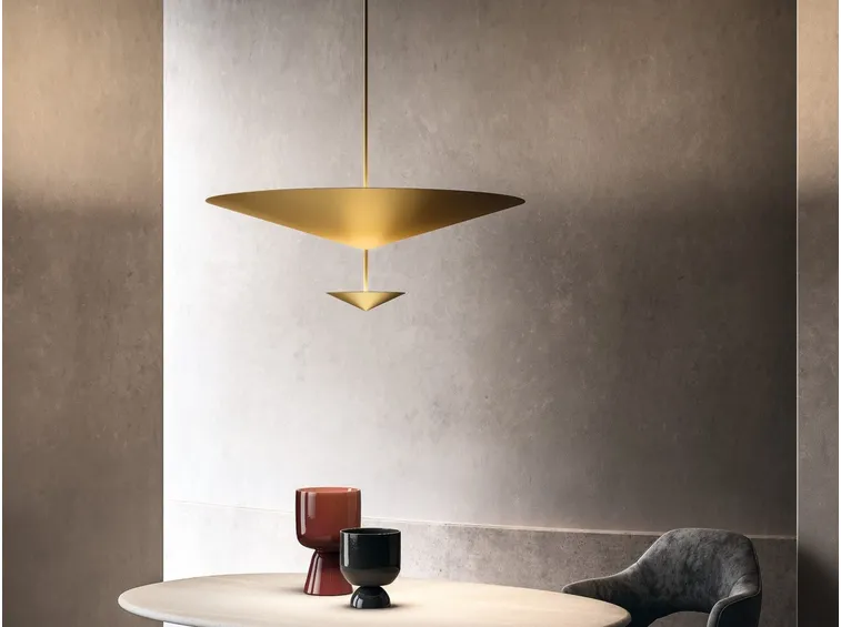 Soggiorno e zona pranzo: 2700-3000 K per le serate lunghe (foto Lampadario Pentalight Narciso a Sospensione)