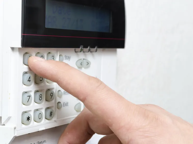 Inserire codice per impianto d'allarme