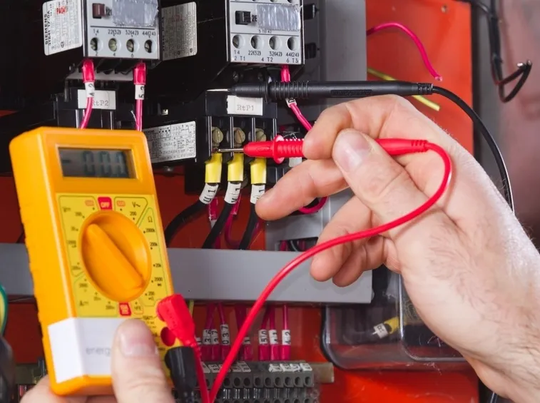 controllo impianto elettrico