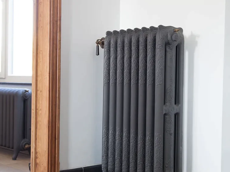 Termosifone d'appoggio in ghisa