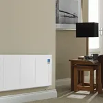 stufa elettrica a basso consumo in un salotto
