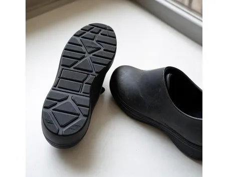 Scarpe antiscivolo per ristoranti