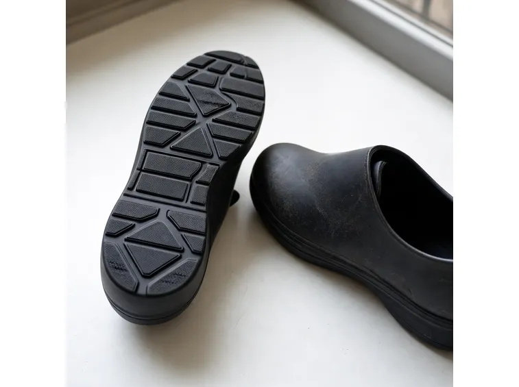 Scarpe antiscivolo per ristoranti