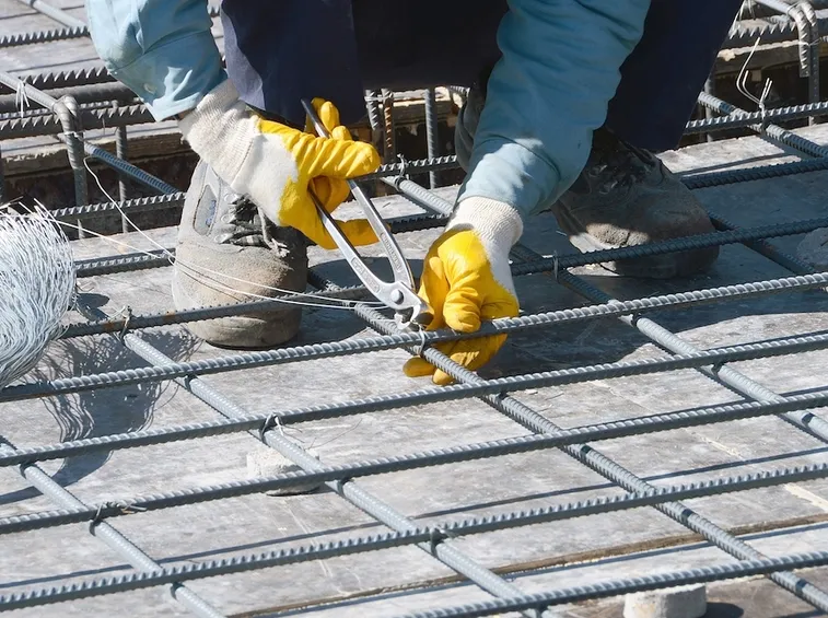 ferri per costruzioni in cemento armato