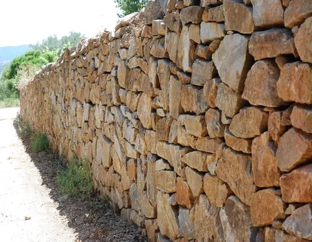 Esempio di muro a sacco